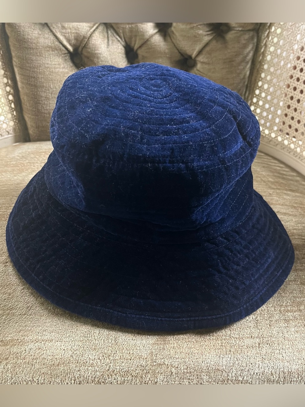 Classic Velvet Bucket Hat - Navy Blue Chic Preppy Retro